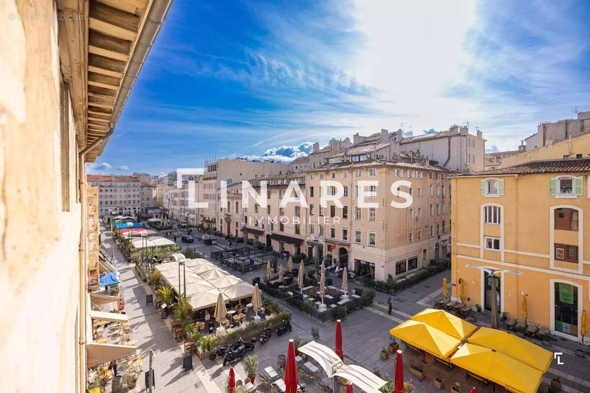 Appartement à MARSEILLE-1E
