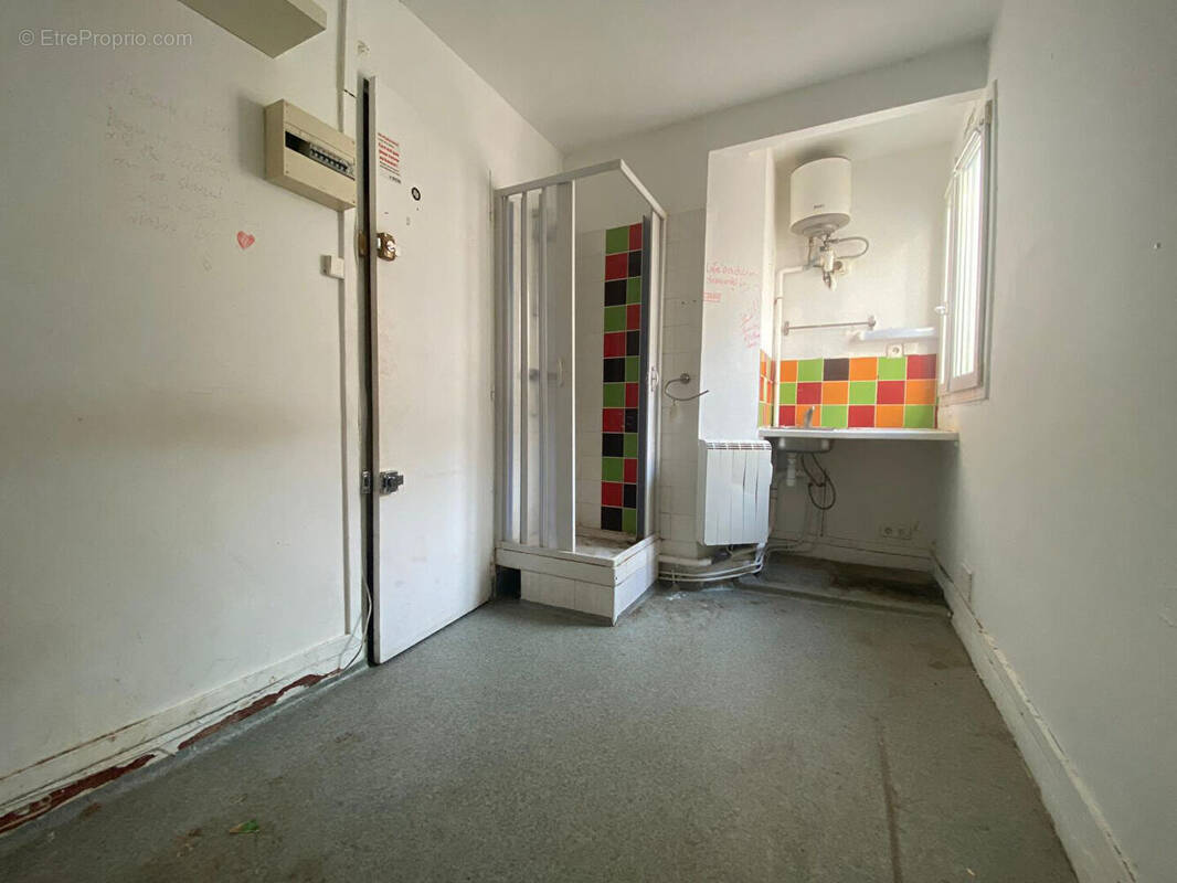 Appartement à PARIS-14E