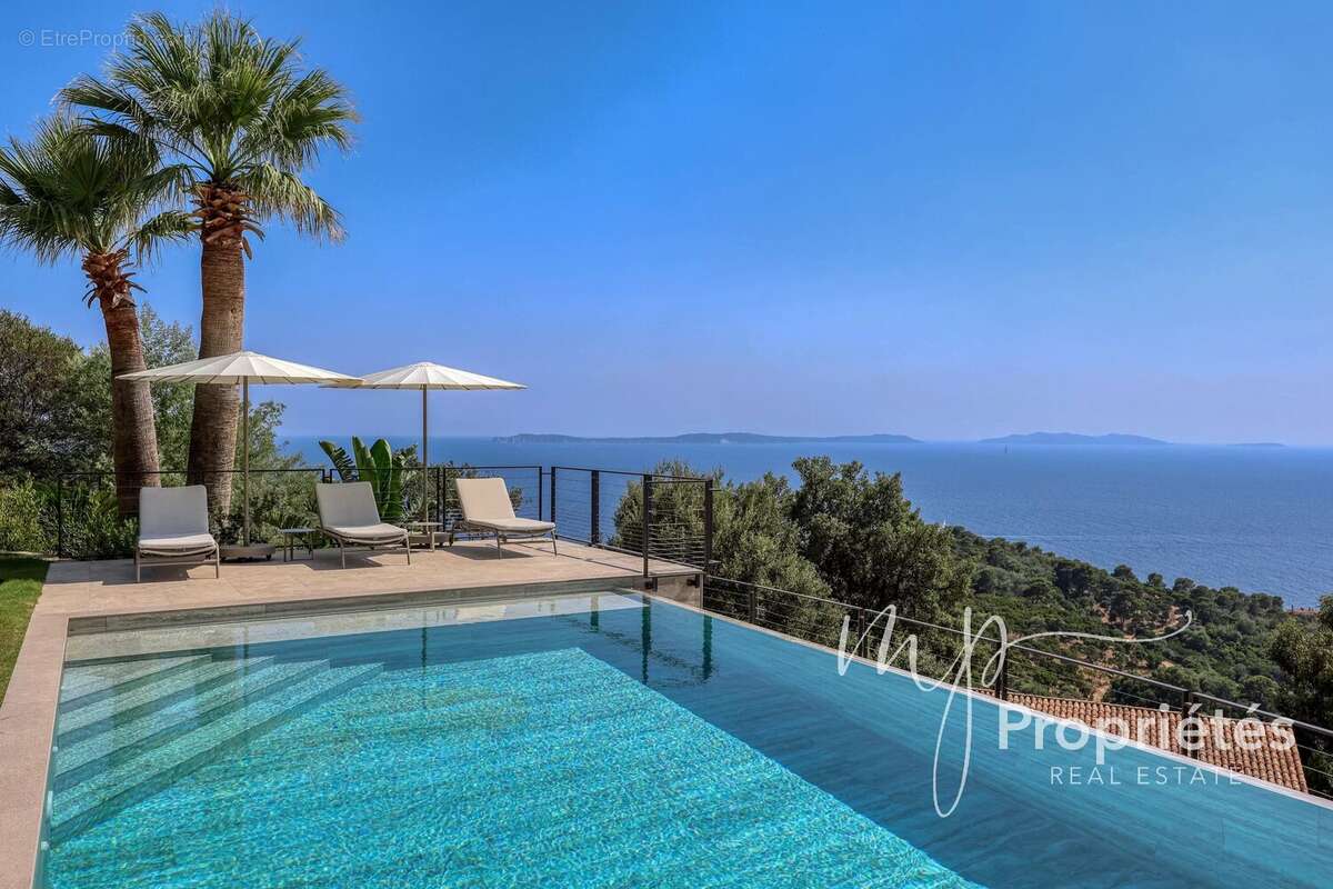Rayol-Canadel-sur-Mer – Villa contemporaine d’exception vendue entièrement meublée –  six suites raffinées. Vue panoramique sur  - photo 67