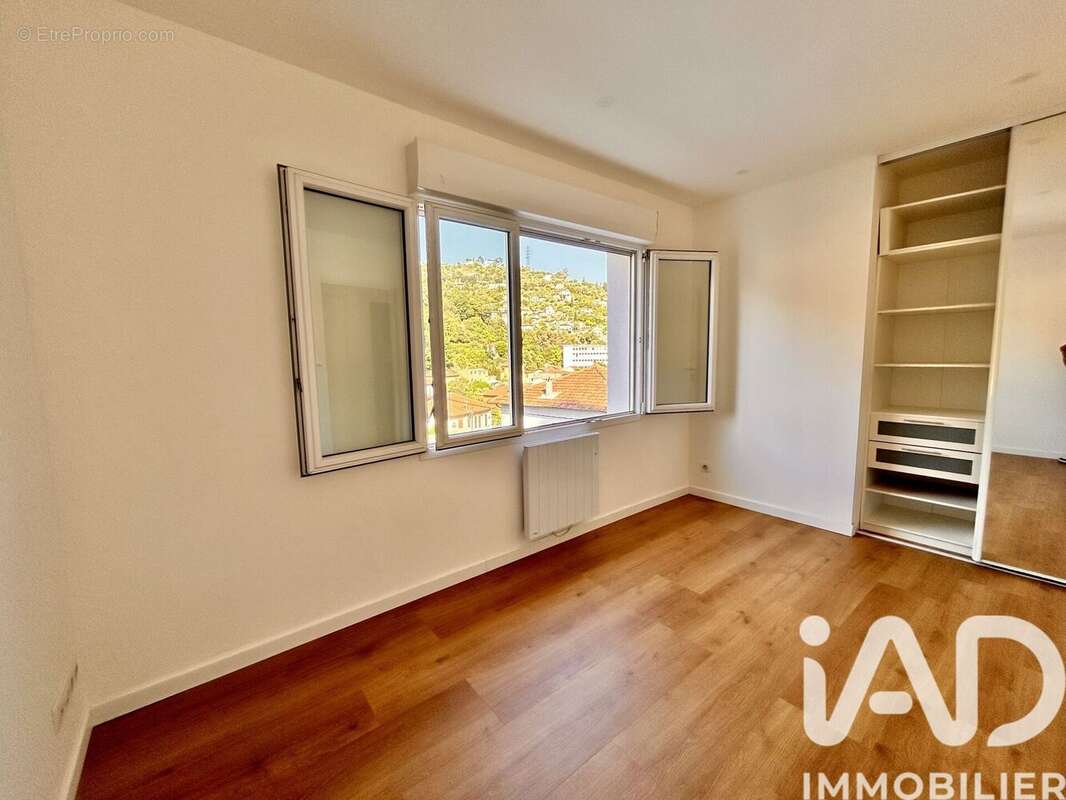 Appartement 99 m² à Nice  - photo 9