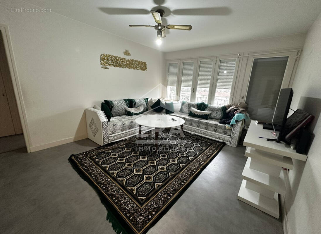 Appartement à SEMEAC