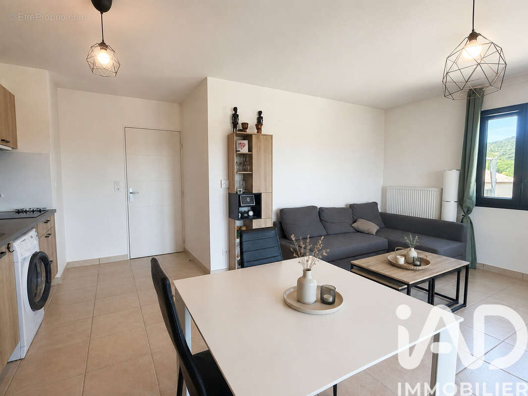 Photo 7 - Appartement à SAINT-MAXIMIN-LA-SAINTE-BAUME