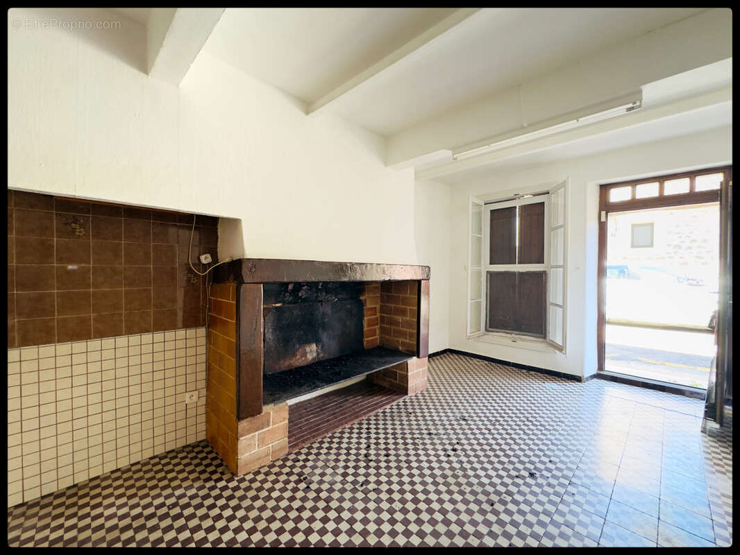 Maison à BESSAN