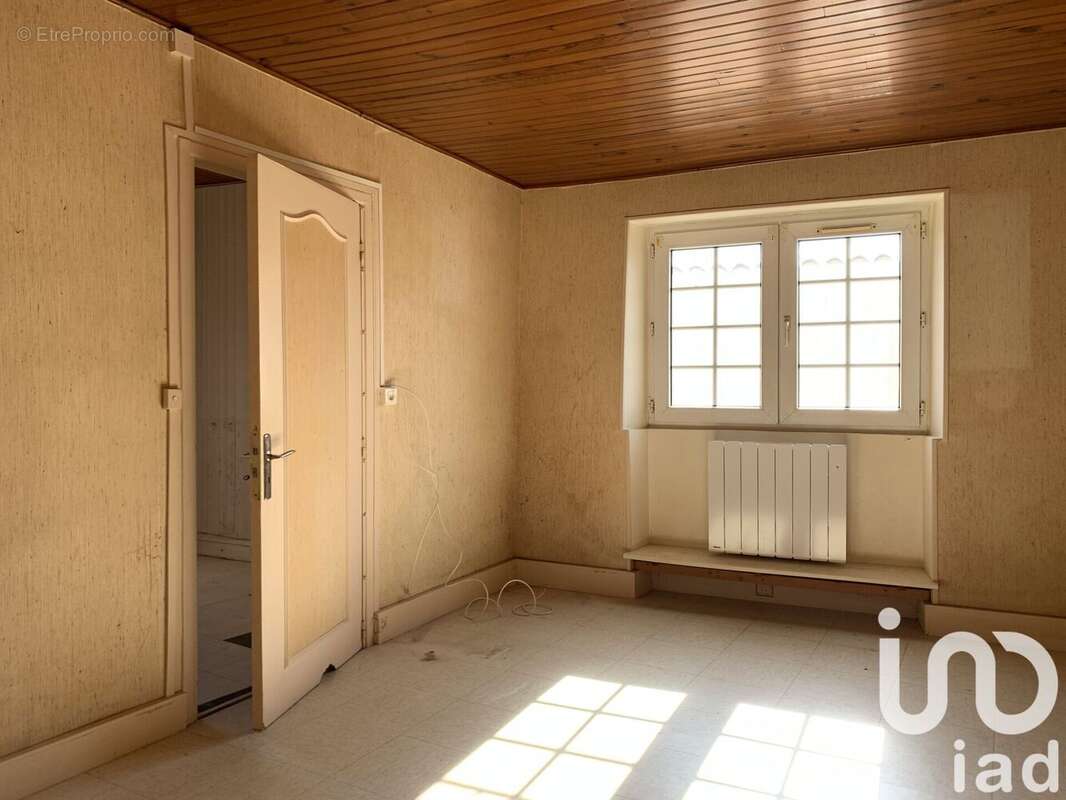 Photo 5 - Maison à VEYRE-MONTON