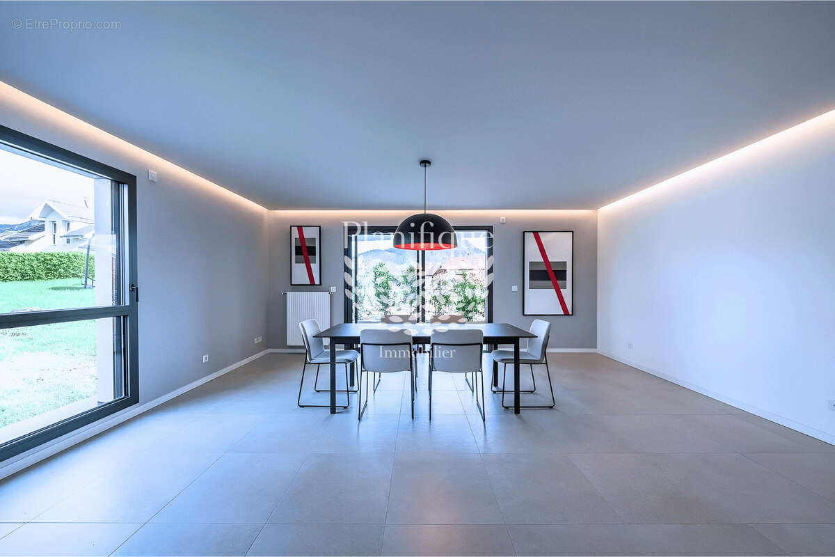 Appartement à SAINT-JULIEN-EN-GENEVOIS
