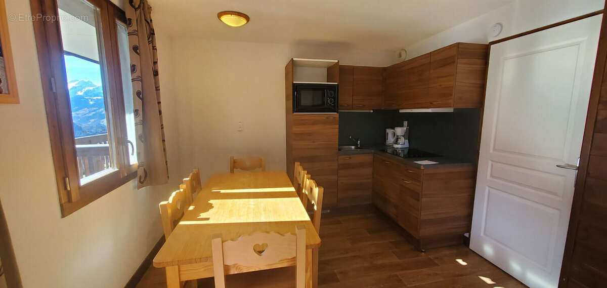 Appartement à HAUTELUCE
