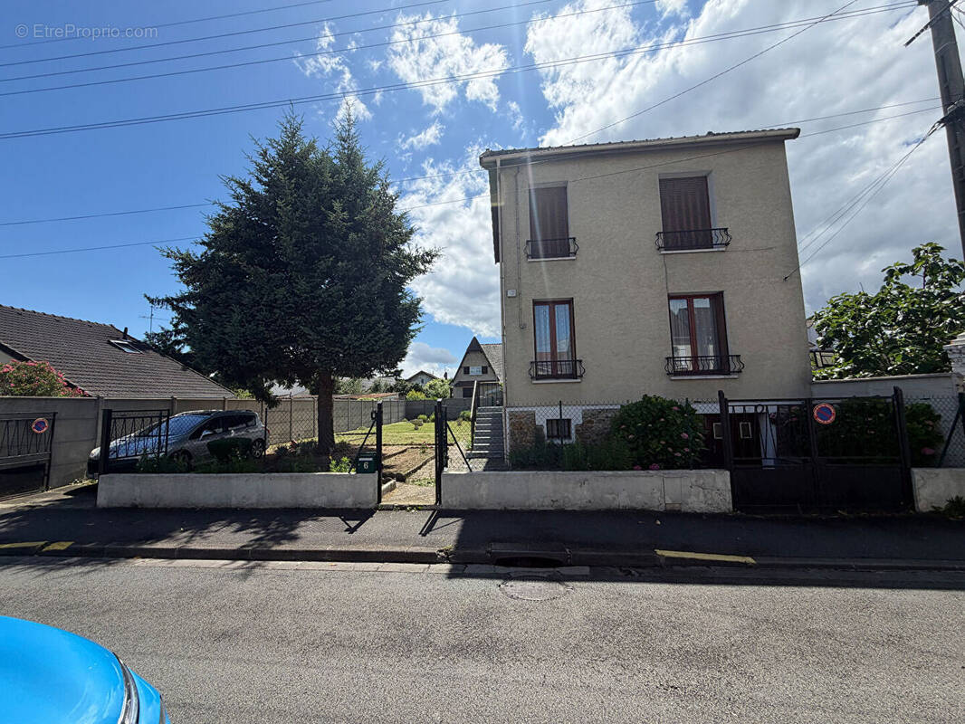 Maison à AULNAY-SOUS-BOIS