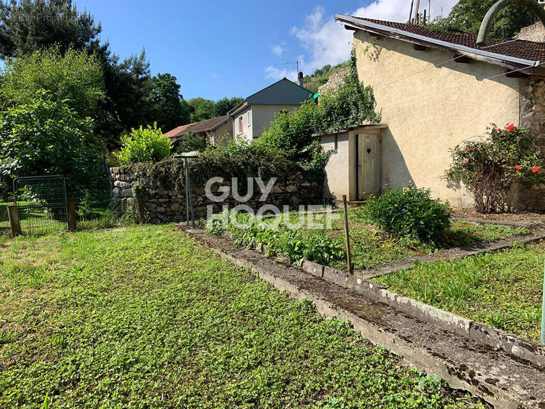 Maison à CHAPAREILLAN