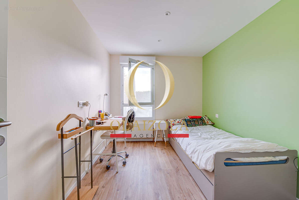 ANGLET  CINQ CANTONS - Appartement T3 avec jardin et parking au coeur des Cinq Cantons - photo 9