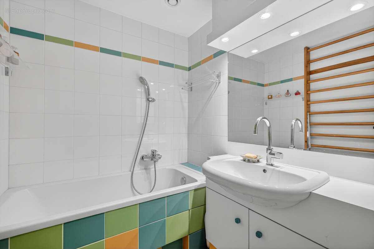 Appartement à PARIS-15E