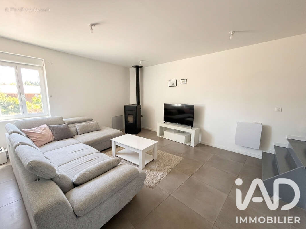 Maison 108 m² à Ige  - photo 2