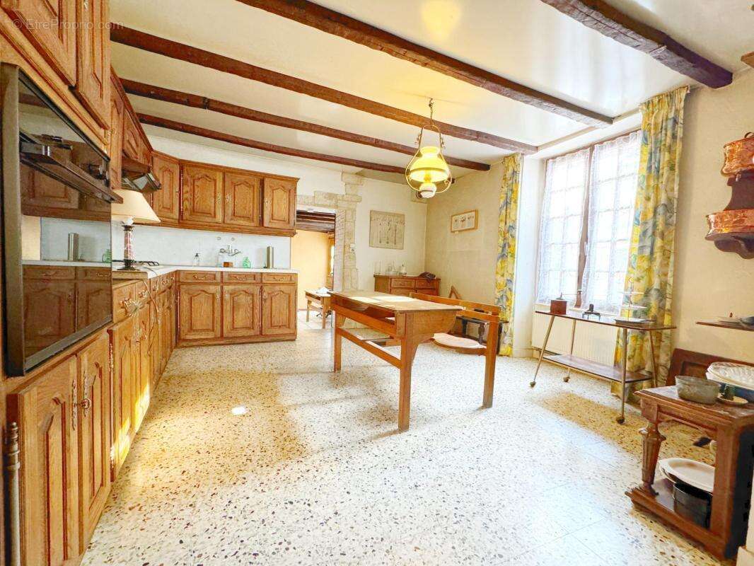 Maison à LA CHAPELLE-GAUTHIER