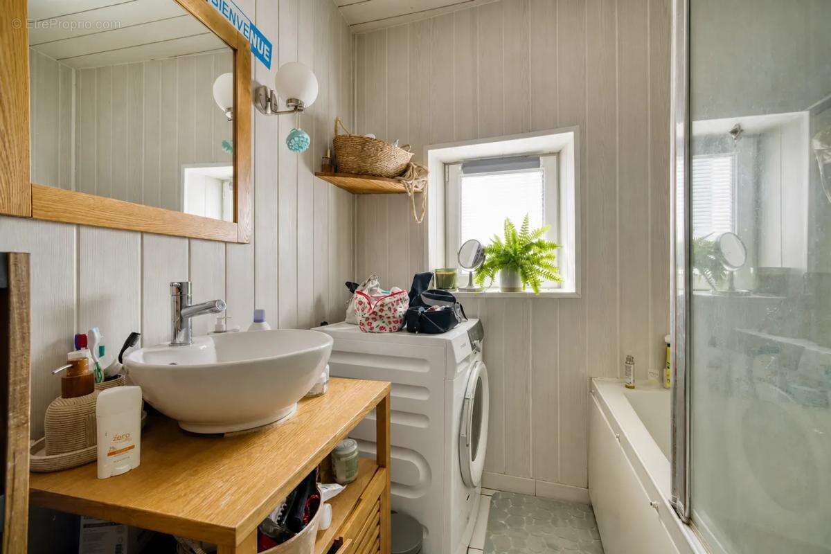 Ensemble immobilier de 8 pièces 141 m² à Dompierre-sur-Mer - photo 16