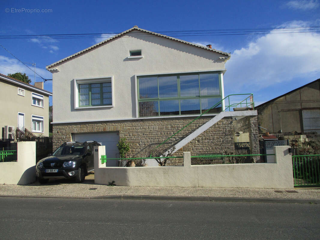 Appartement à CIVRAY