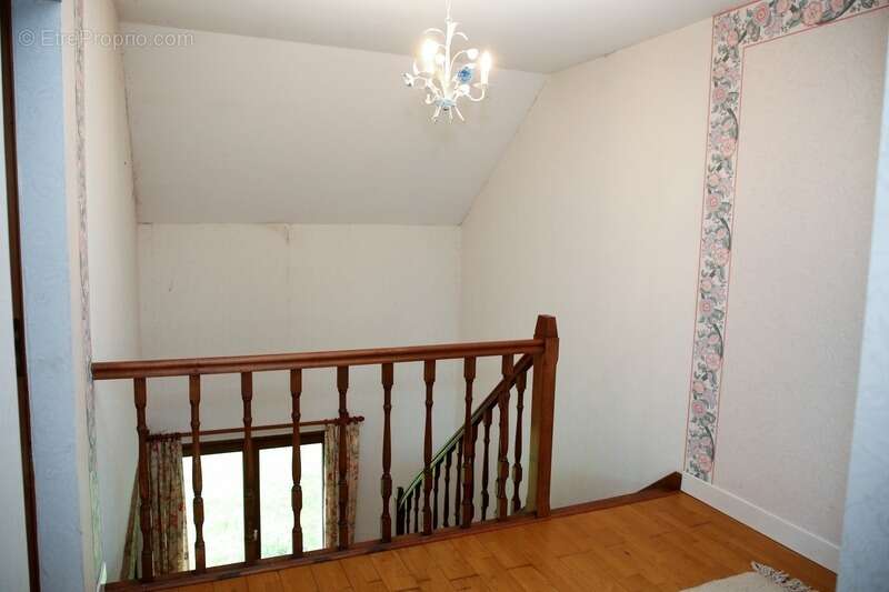 Maison à DUN-SUR-MEUSE