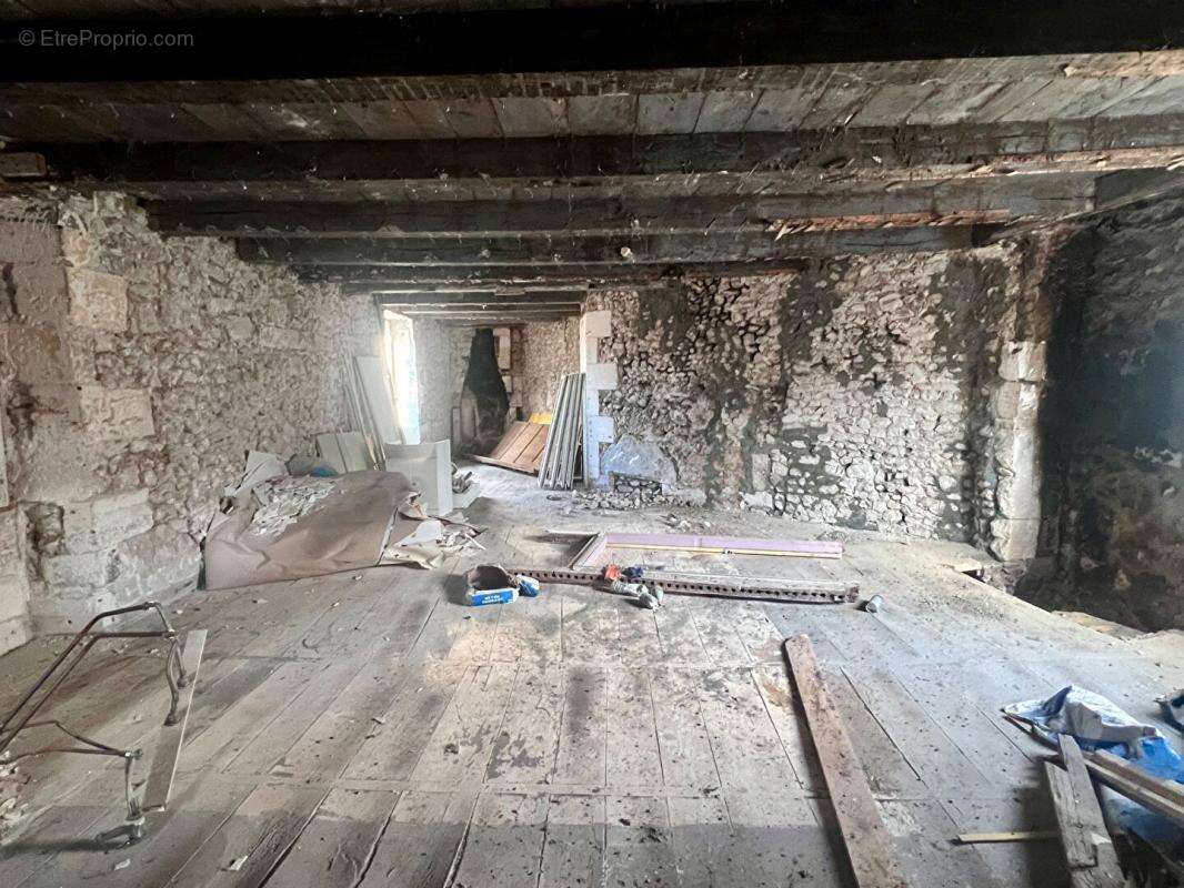 Maison à TOCANE-SAINT-APRE