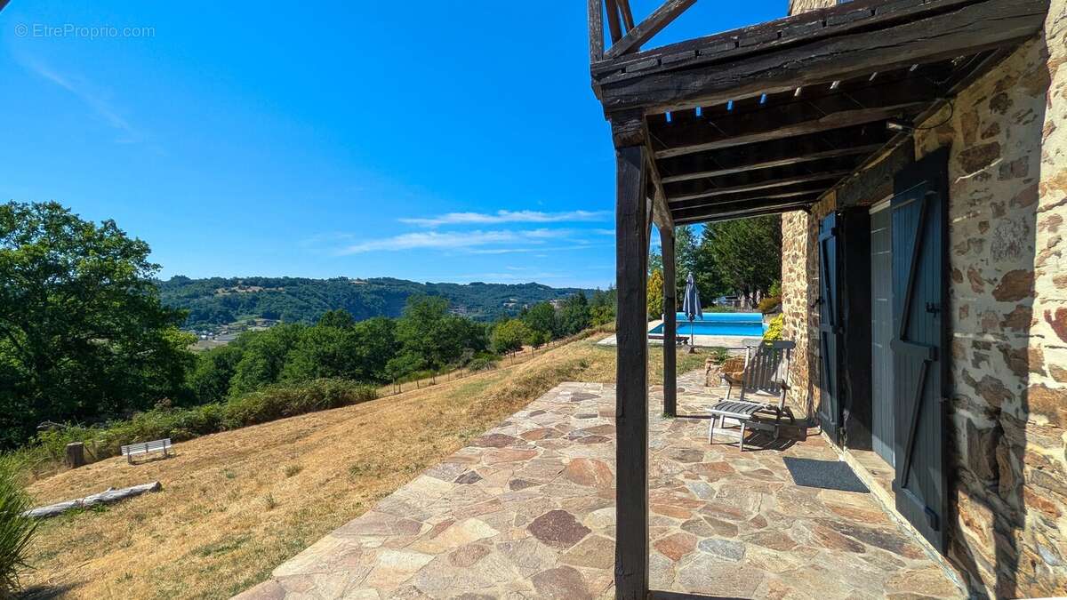 Maison en pierre de 4 chambres avec piscine et vue panoramique – Aubazine, Corrèze - photo 18