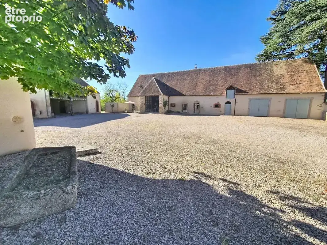 Maison à CHATEAUMEILLANT