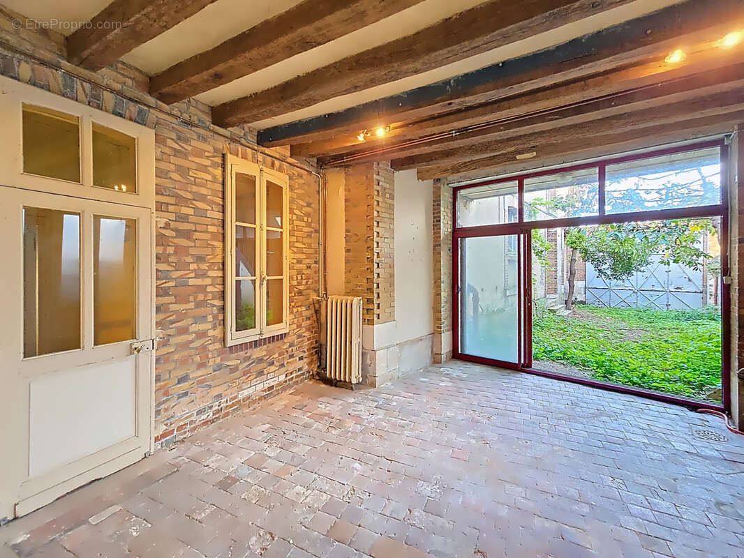 Maison à AUBIGNY-SUR-NERE