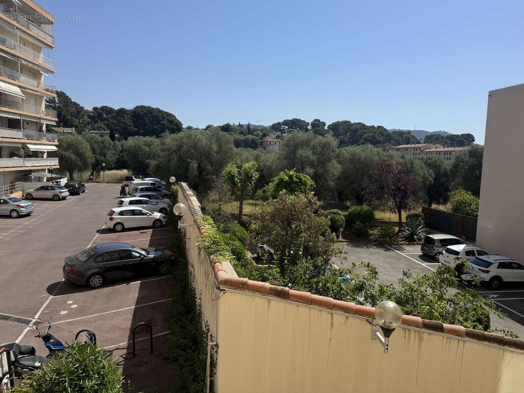 Appartement à LE CANNET