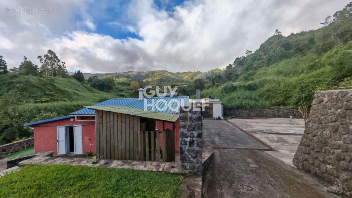 Maison à LES AVIRONS