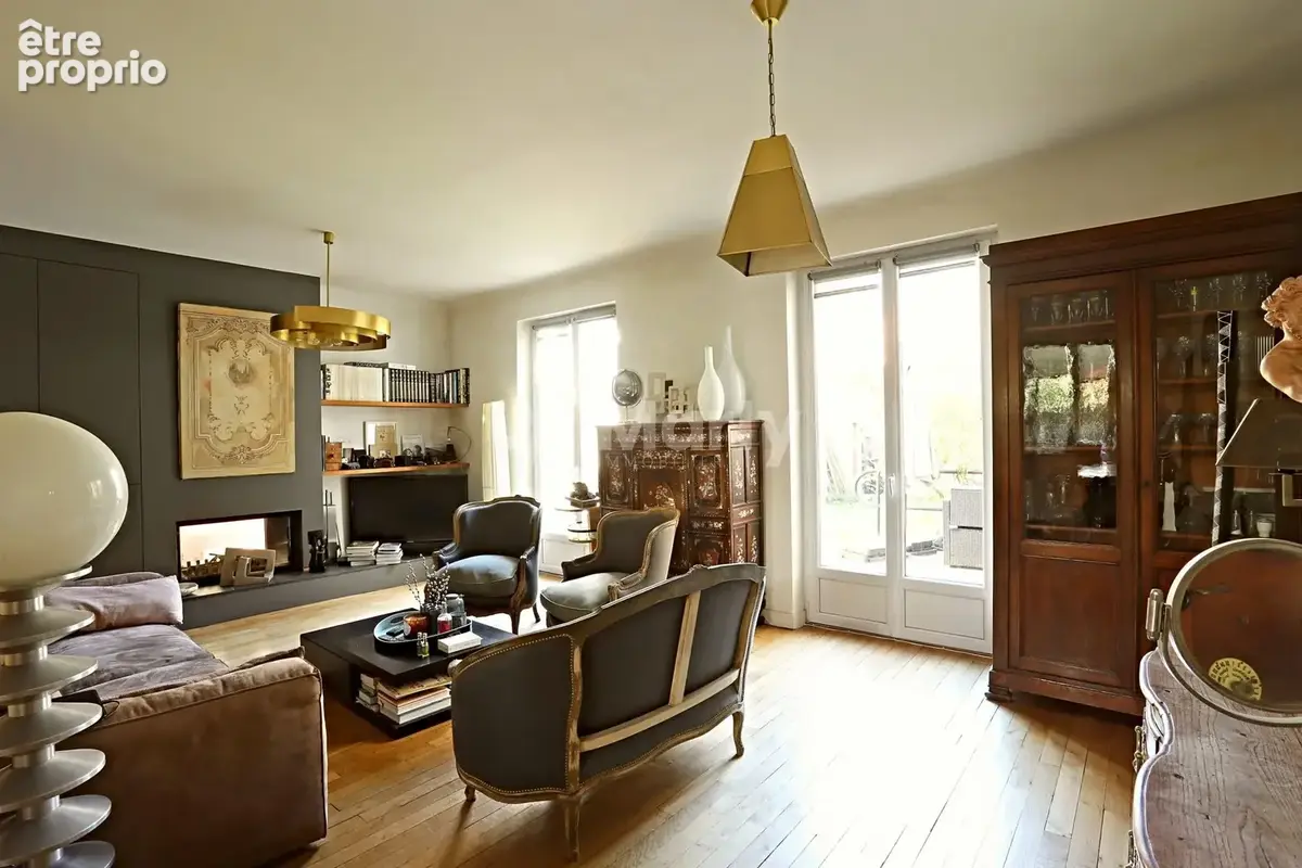 Maison 7 pièces 184 m² à vendre à Courbevoie (92400) - photo 2
