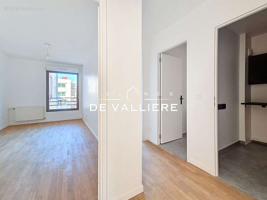 Appartement à NANTERRE