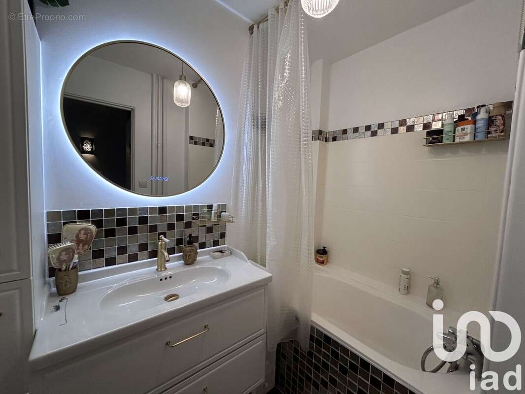 Photo 9 - Appartement à LES PAVILLONS-SOUS-BOIS