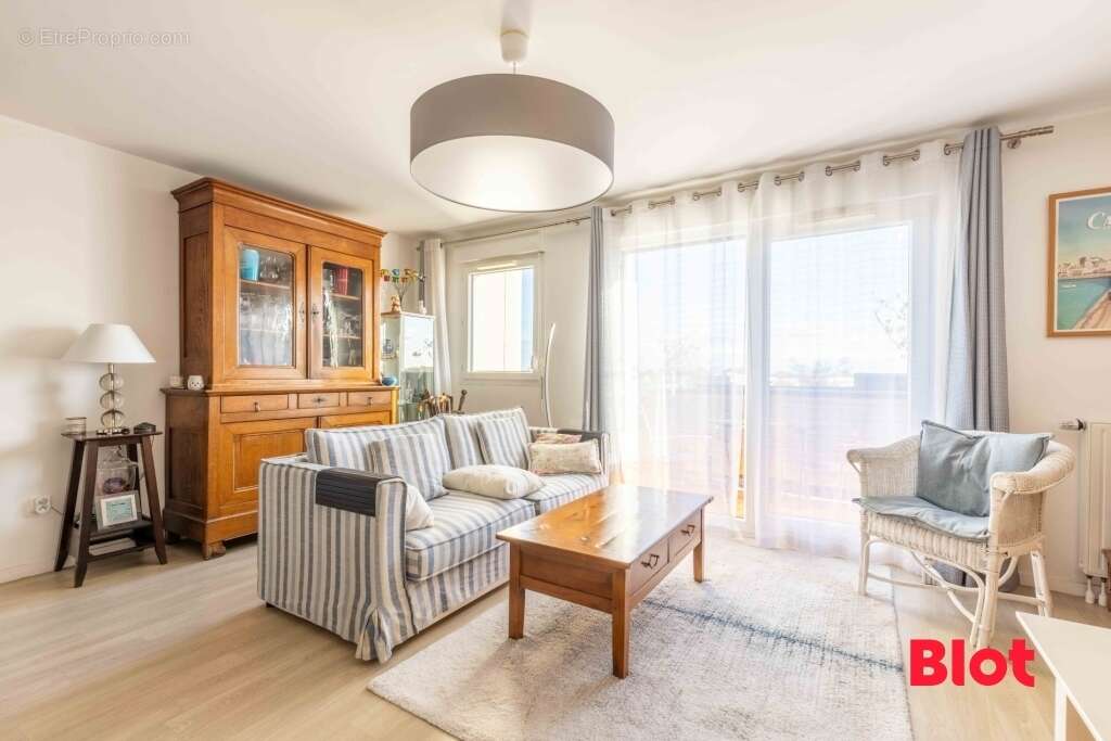 Appartement à THORIGNE-FOUILLARD