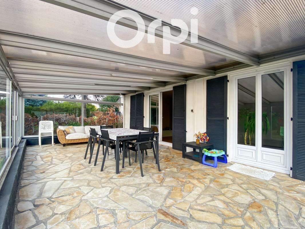 Maison à ESTREES-SAINT-DENIS