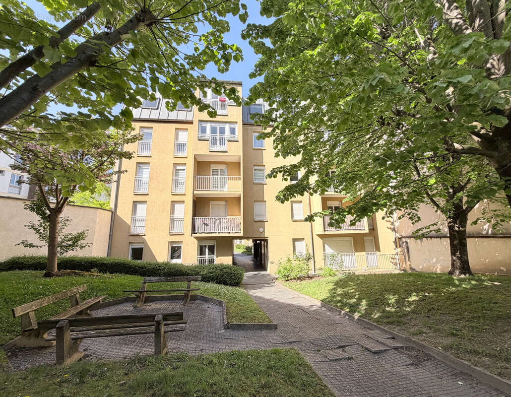 Appartement à RUEIL-MALMAISON