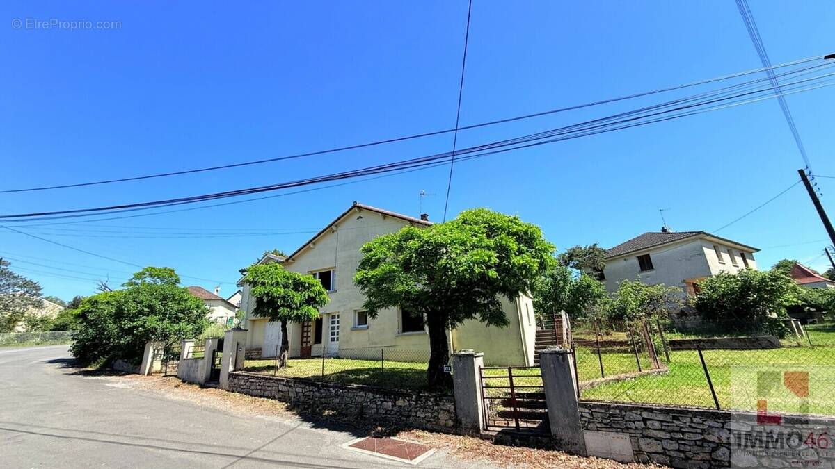 Maison à GRAMAT