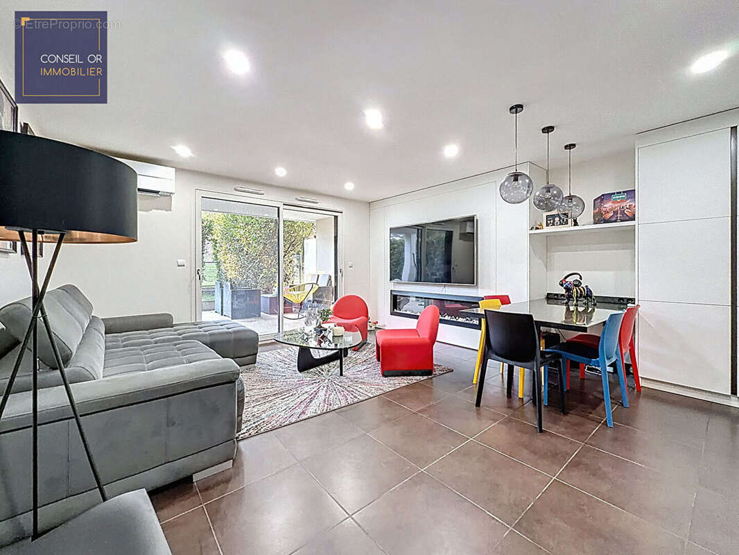 Appartement à SAINT-GENIS-LAVAL