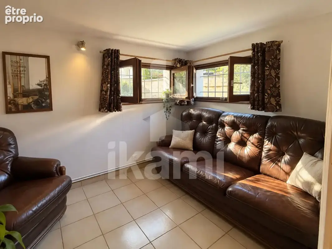 Communay   maison familiale avec jardin, garage, sous-sol aménagé et combles aménageables - photo 8