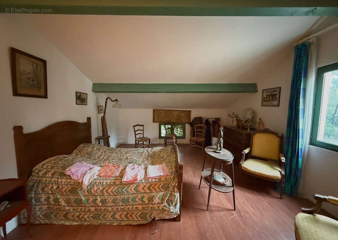 Maison à CAVEIRAC