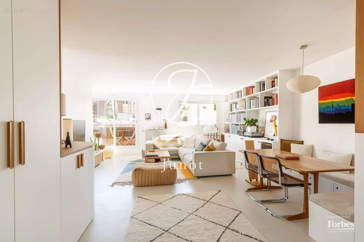 Paris 18e - MARCADET / LAMARCK - Appartement - 3 pièces - 80,03m² Carrez - 2 chambres -  Terrasse et 2 balcons de 29m² - Dernier - photo 16