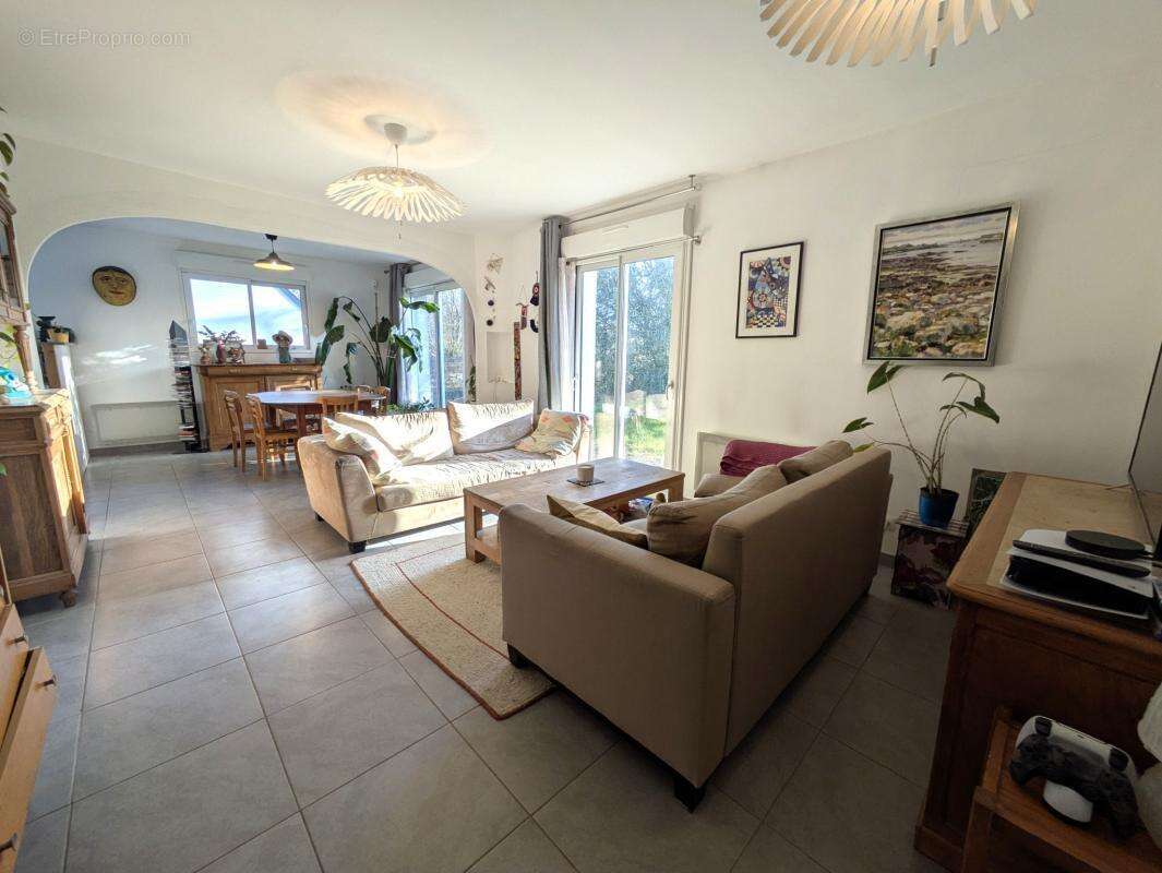 Maison à TREILLIERES