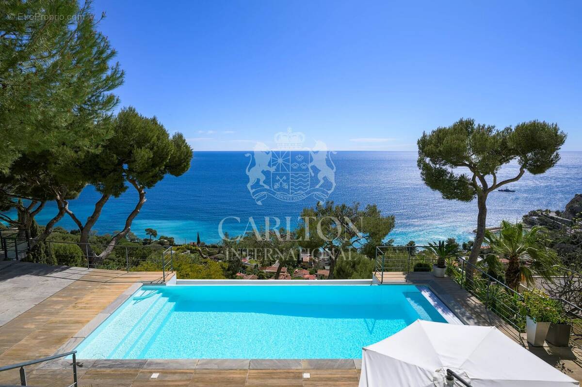 Maison à EZE