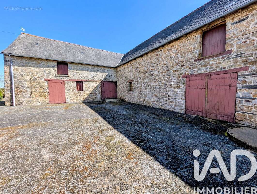 Photo 2 - Maison à MARTIGNE-FERCHAUD