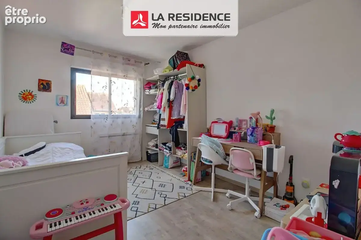 Maison 6 pièces 122 m² à vendre à Saint-Etienne-Du-Rouvray (76800) - photo 8