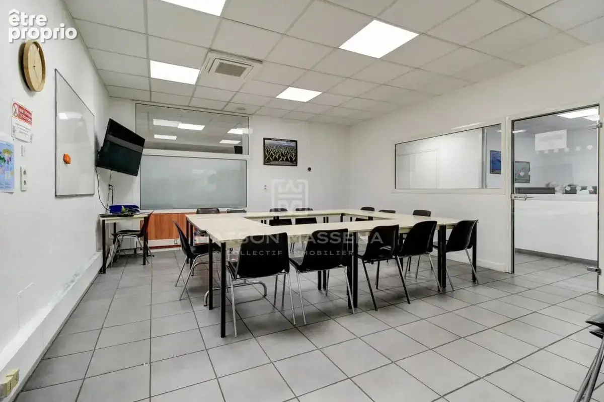 Nice – secteur gambetta – murs commerciaux – 159,99 m² - photo 7
