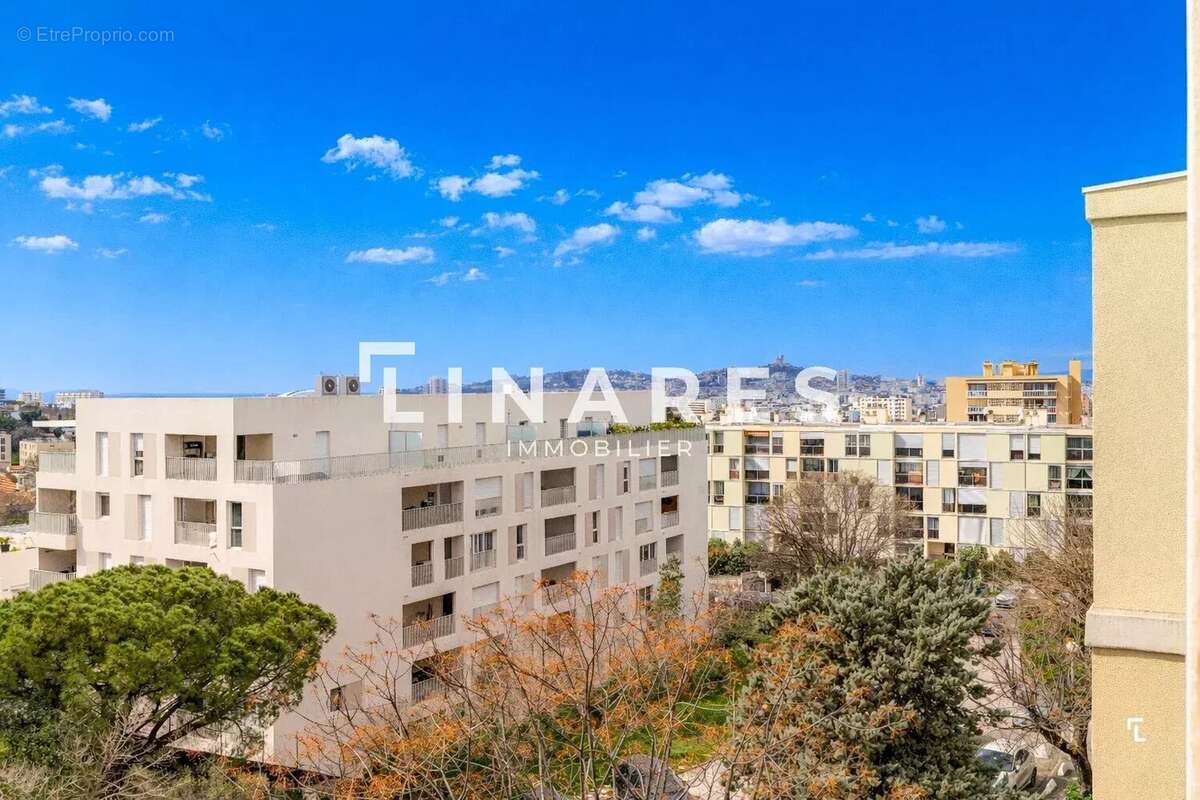 Appartement à MARSEILLE-9E