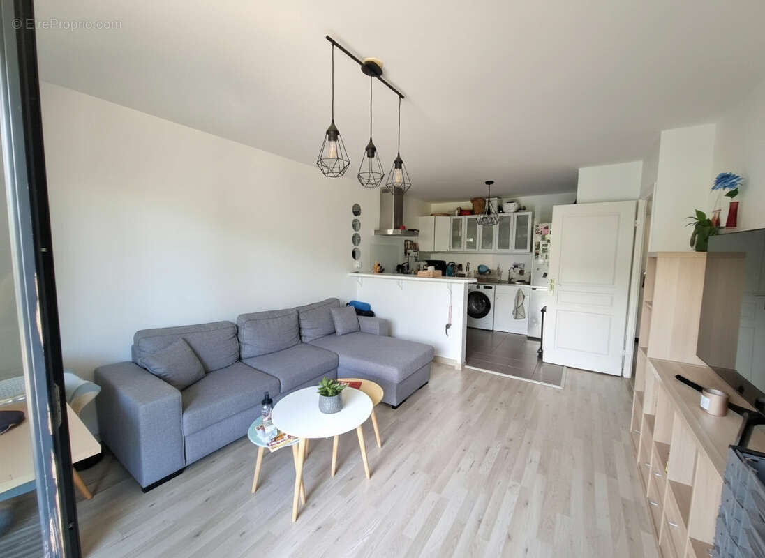 Appartement  2 pièce(s)- Montévrain écoquartier - photo 2