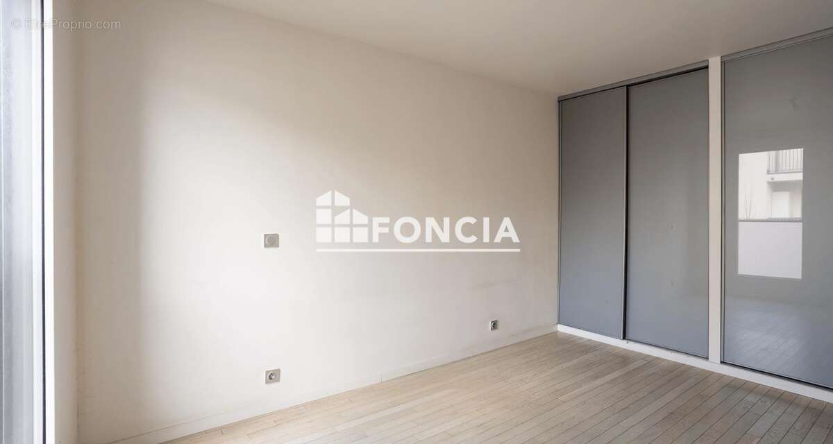 Appartement à ENGHIEN-LES-BAINS