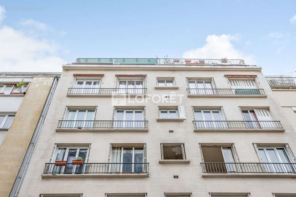 Commerce à PARIS-18E