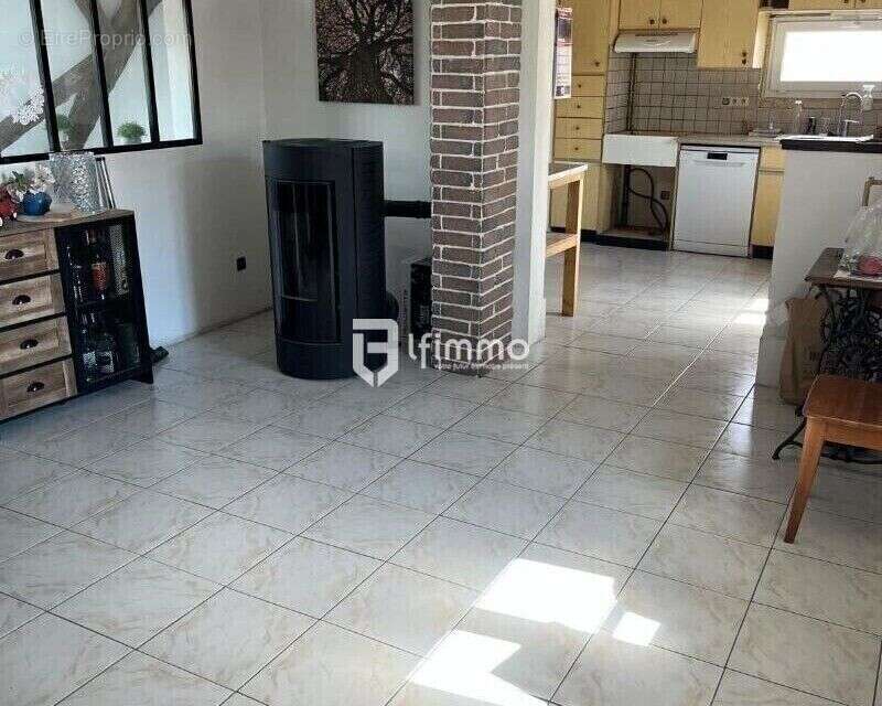 Maison à PREUSCHDORF