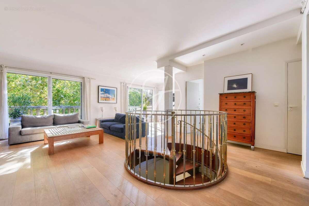 Appartement à BOULOGNE-BILLANCOURT