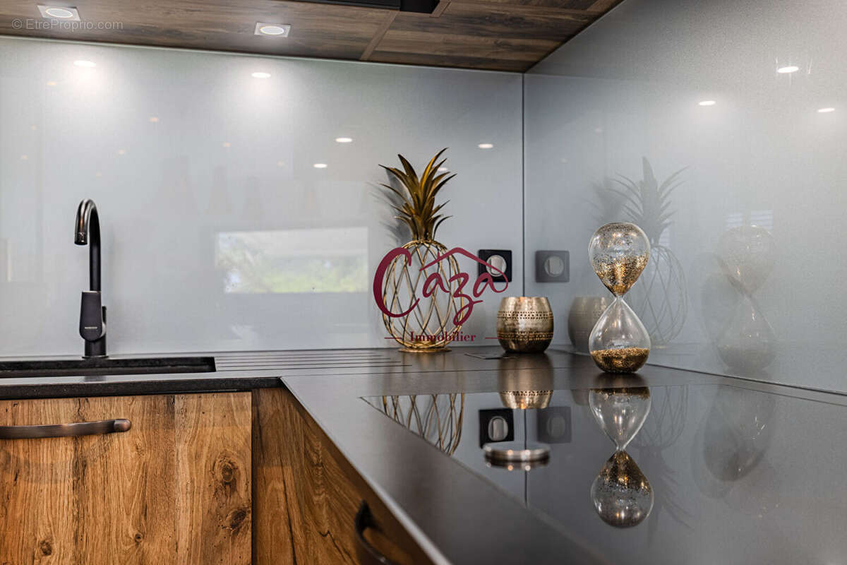 Maison à CARBON-BLANC