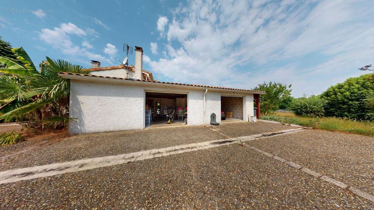 Maison 175 m² à Meursac  - photo 16