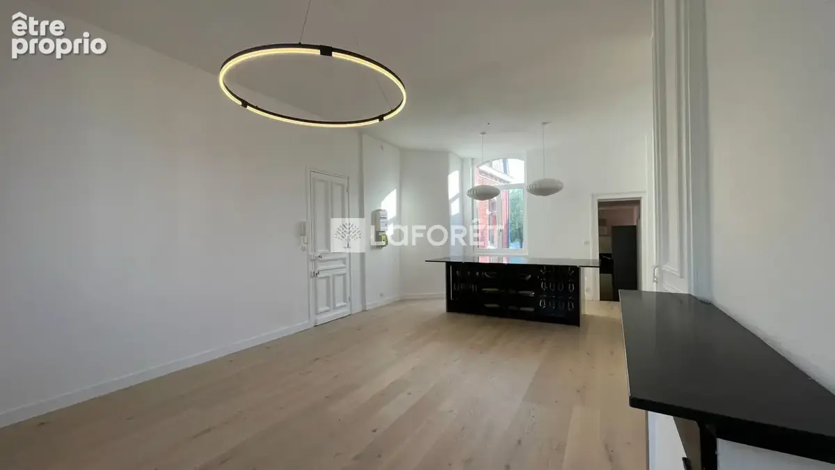 Superbe T4 de 85m² dans un immeuble de caractère - photo 4